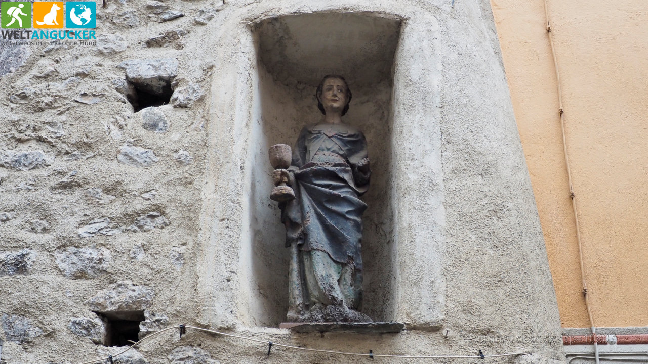 La statue Saint-Jean - Villefranche-de-Conflent (Pyrénées catalanes, Pyrénées-Orientales, Occitanie, Frankreich)