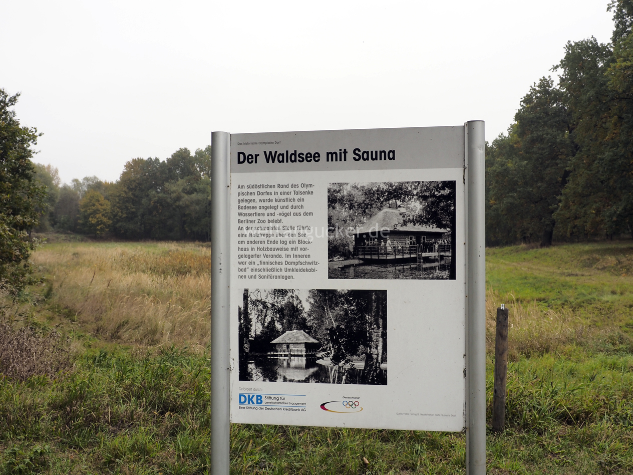 Ehemaliger Waldsee im Olympischen Dorf von 1936 (Elstal, Brandenburg, Deutschland)