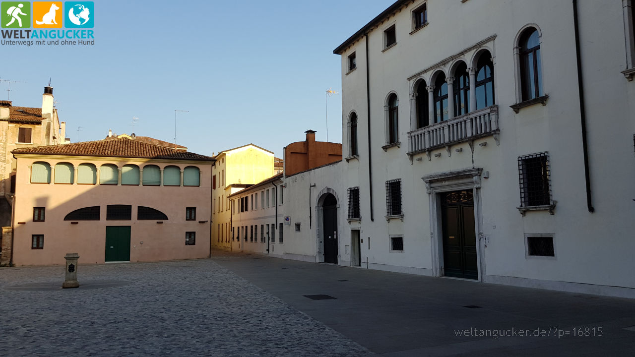 Piazza Rinaldi in Treviso (Venetien, Italien)