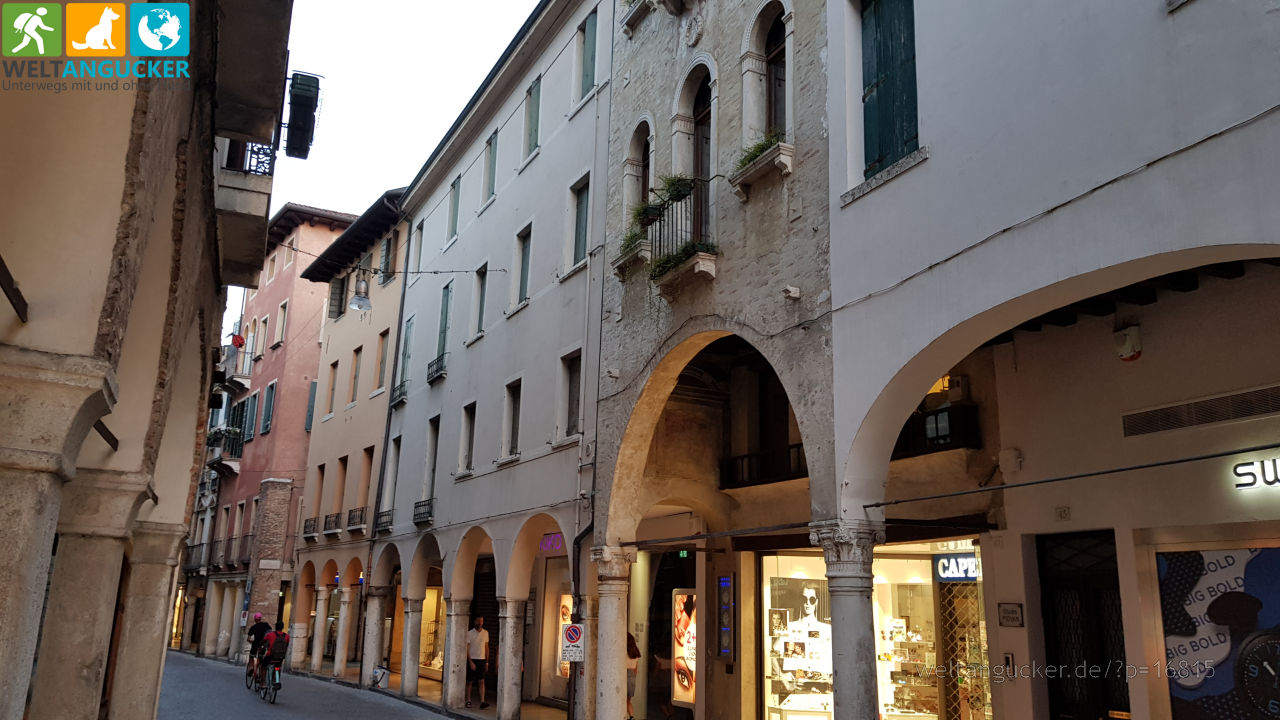 Via Calmaggiore in Treviso (Venetien, Italien)