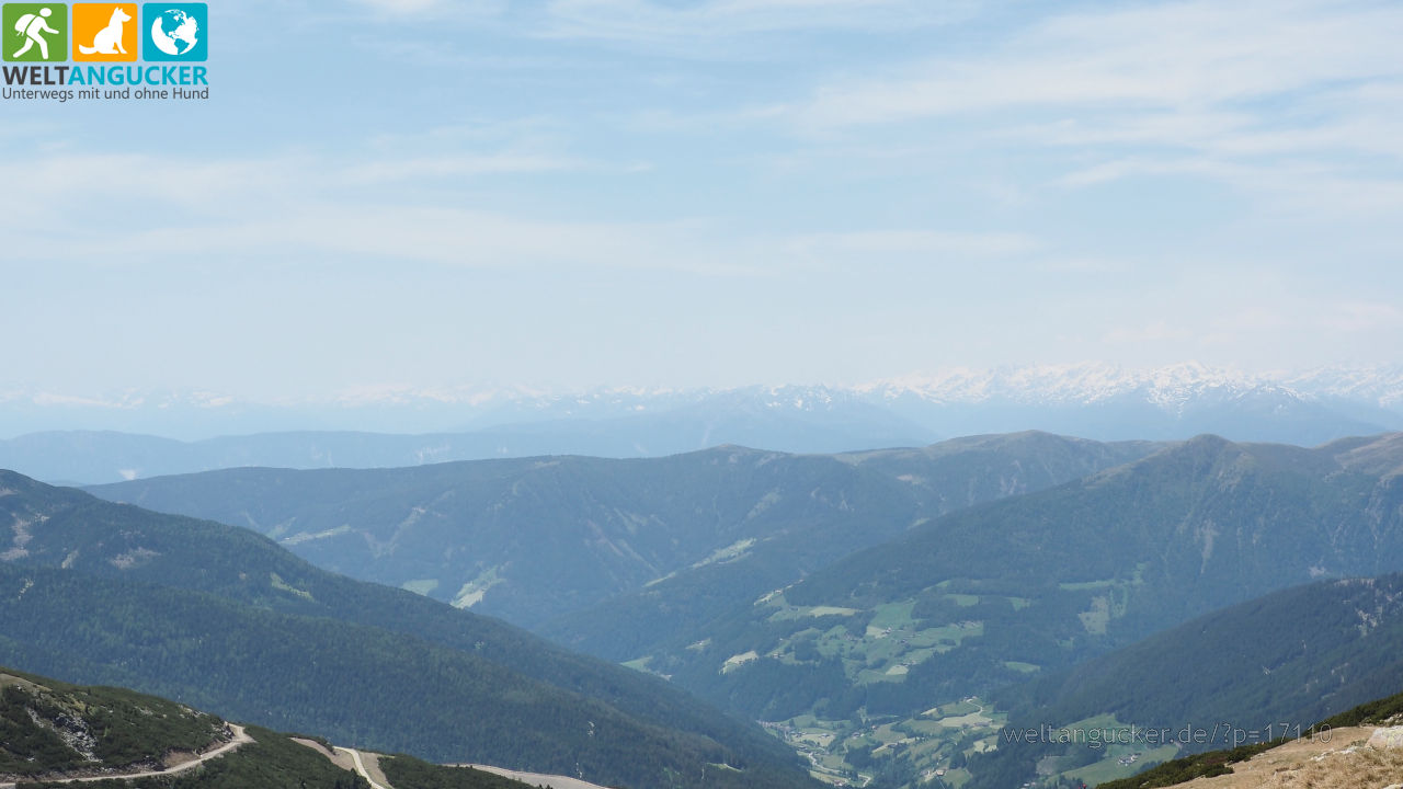 Blick vom Höhenrundweg 9B (Sarntal, Südtirol, Italien)