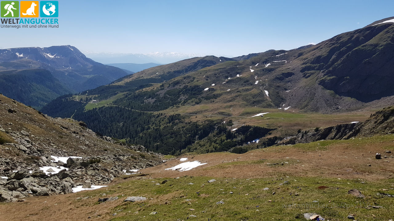 21/28 - Panorama über den Wanderweg 7 zur Getrumalm (Sarntal, Südtirol, Italien)