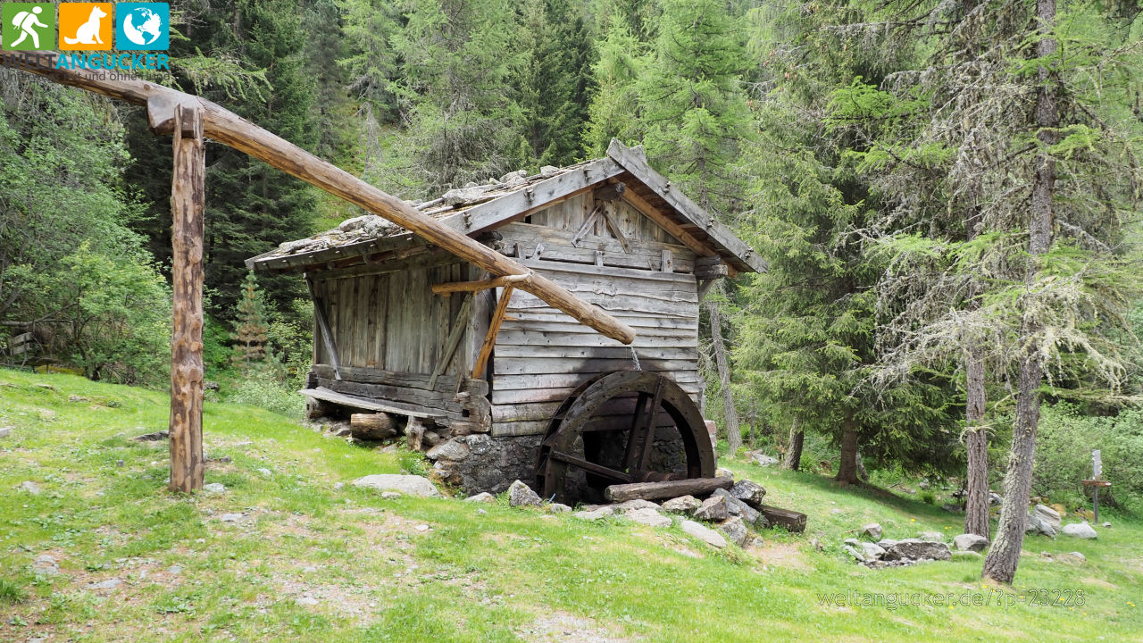 Reinswalder Mühlen am Wanderweg 7a (Sarntal, Südtirol, Italien)