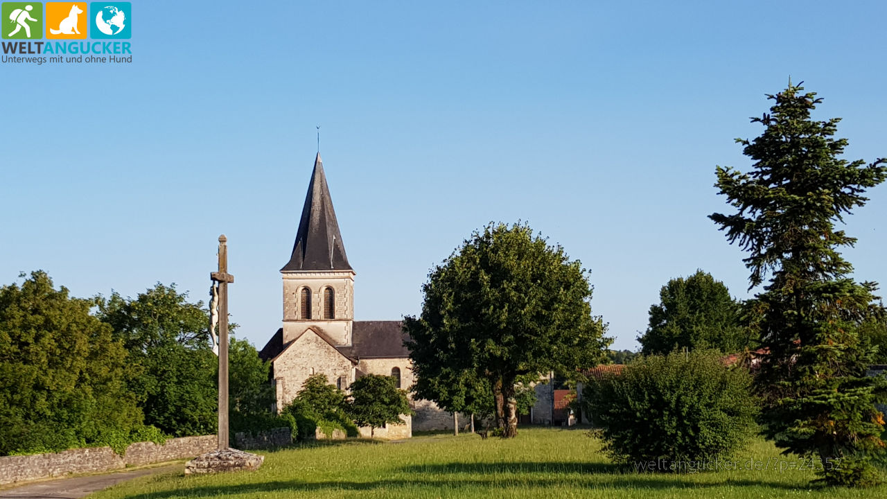 L'Eglise Saint-Médard in Verteuil-sur-Charente (Charente, Nouvelle-Aquitaine, Frankreich)