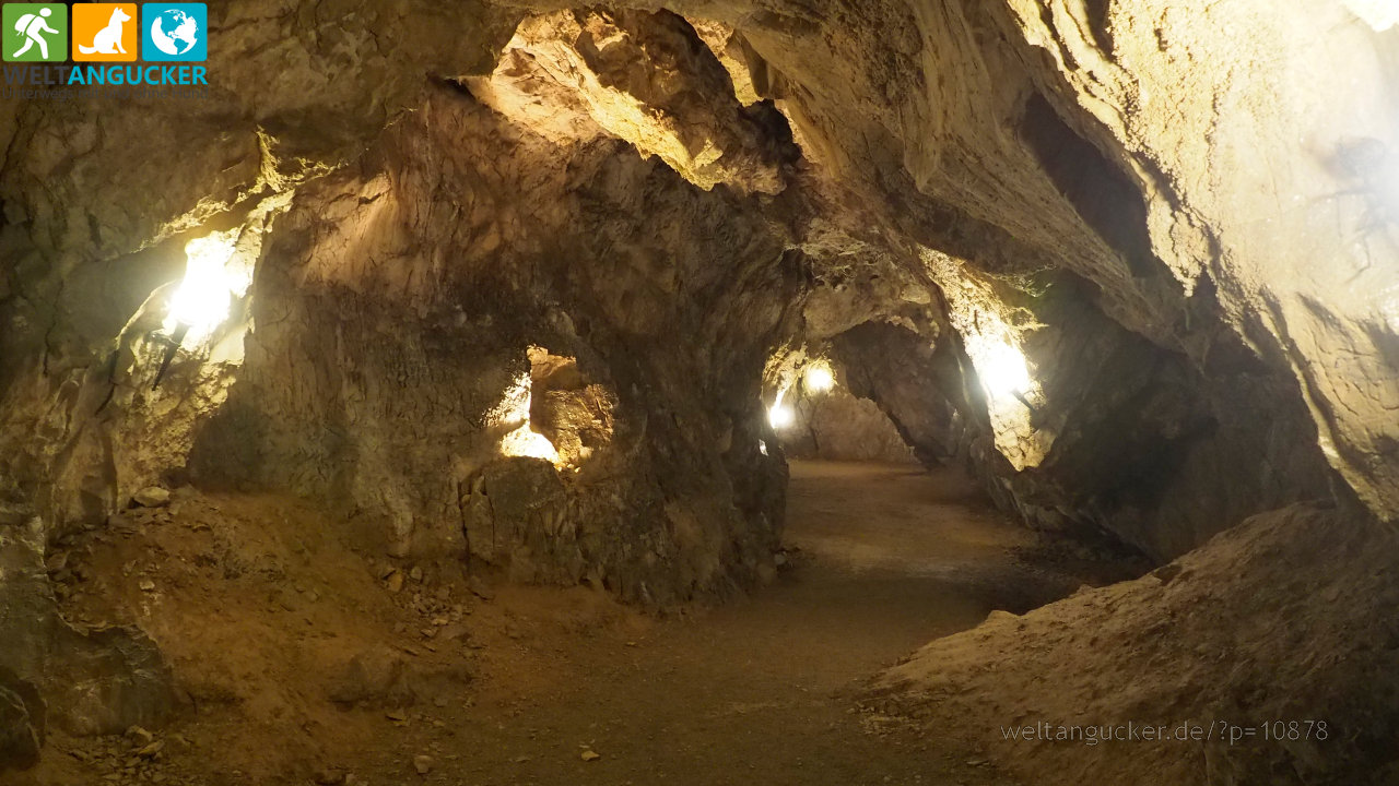 3/25 - Grotte fortifiée Cova Bastera, Villefranche-de-Conflent (Pyrénées-Orientales, Okzitanien, Frankreich)
