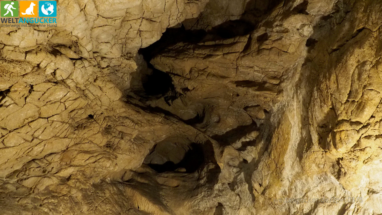 11/25 - Grotte fortifiée Cova Bastera, Villefranche-de-Conflent (Pyrénées-Orientales, Okzitanien, Frankreich)