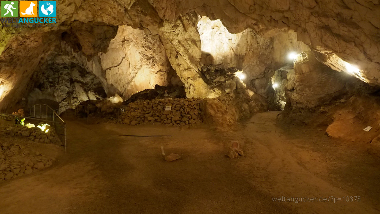 15/25 - Grotte fortifiée Cova Bastera, Villefranche-de-Conflent (Pyrénées-Orientales, Okzitanien, Frankreich)